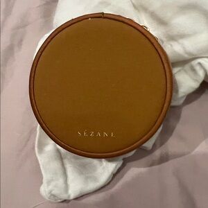 Sézane | Tan Round Travel Jewelry Box